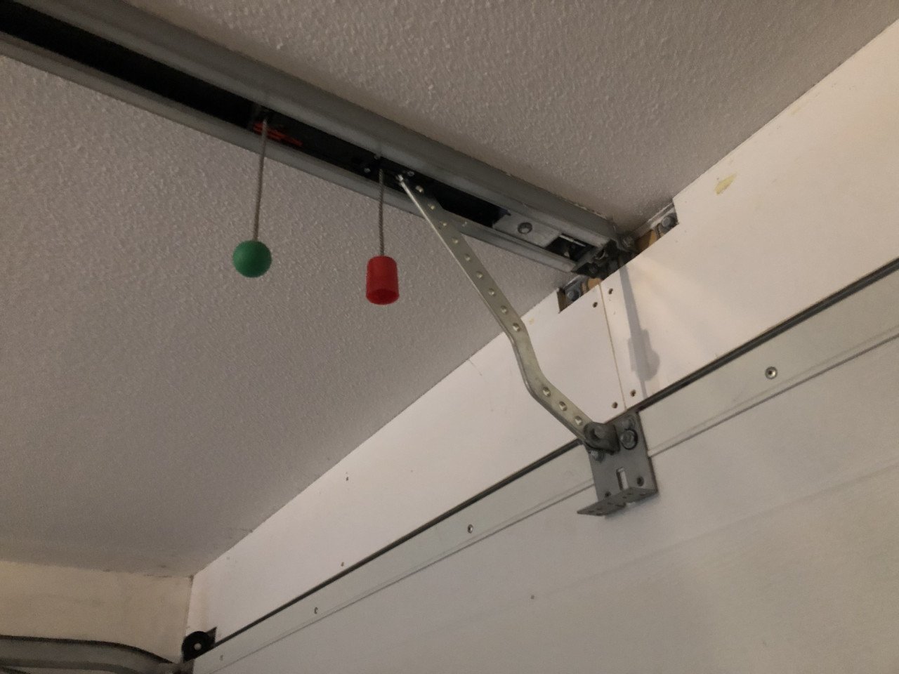 Agara elektrische garagedeur
