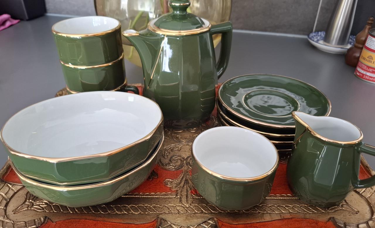 Apilco koffieservies groen
