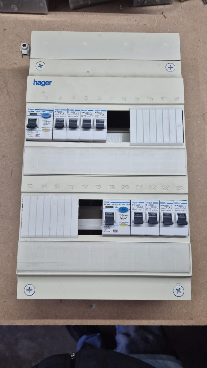 Hager Groepenkast 220x330mm