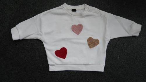 Babytruitjes, veel verschillende en alles in maatje 68 en €1,00 per stuk.
