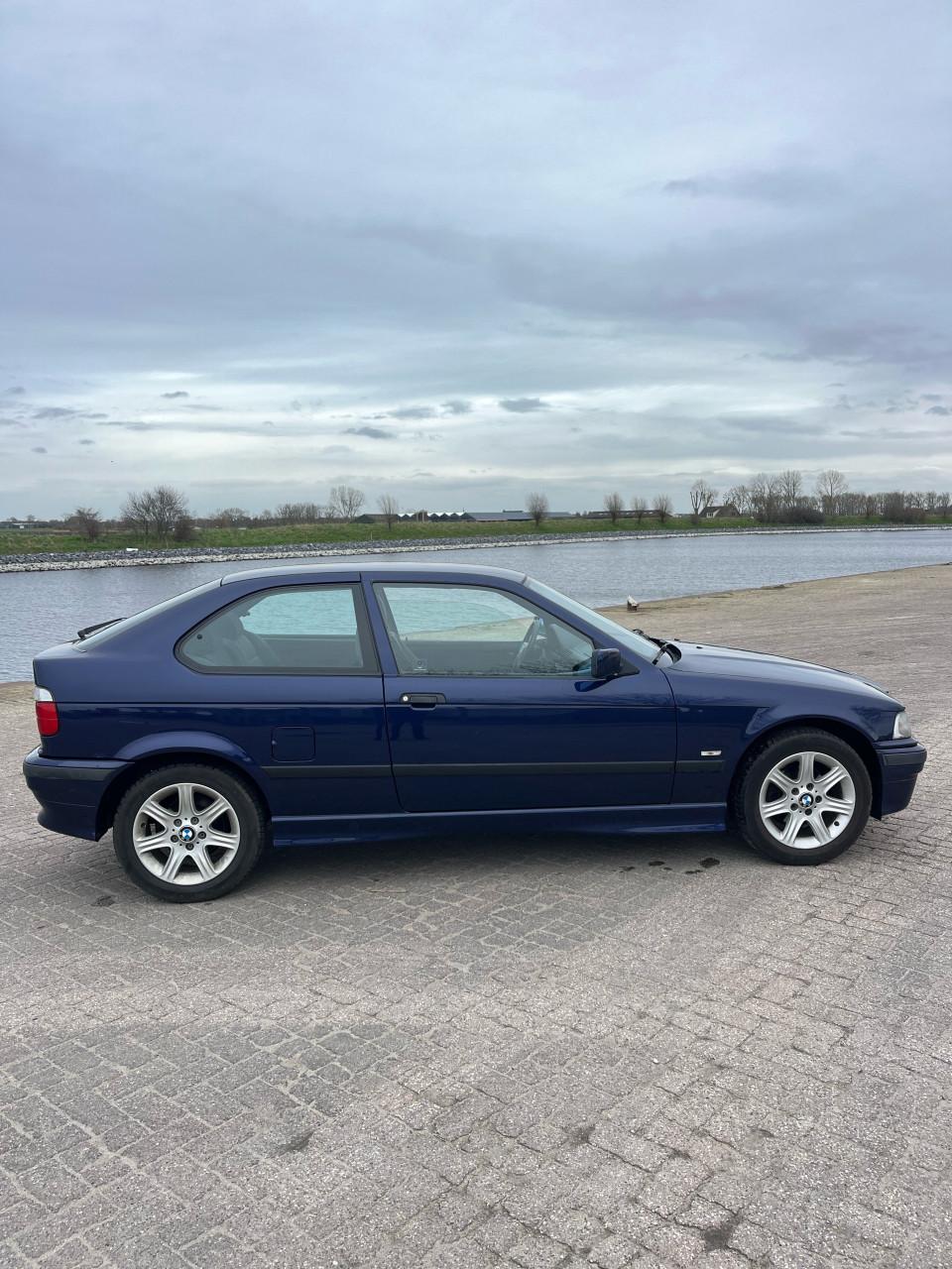 Bmw 316 (1.9) met 156500 km! automaat!