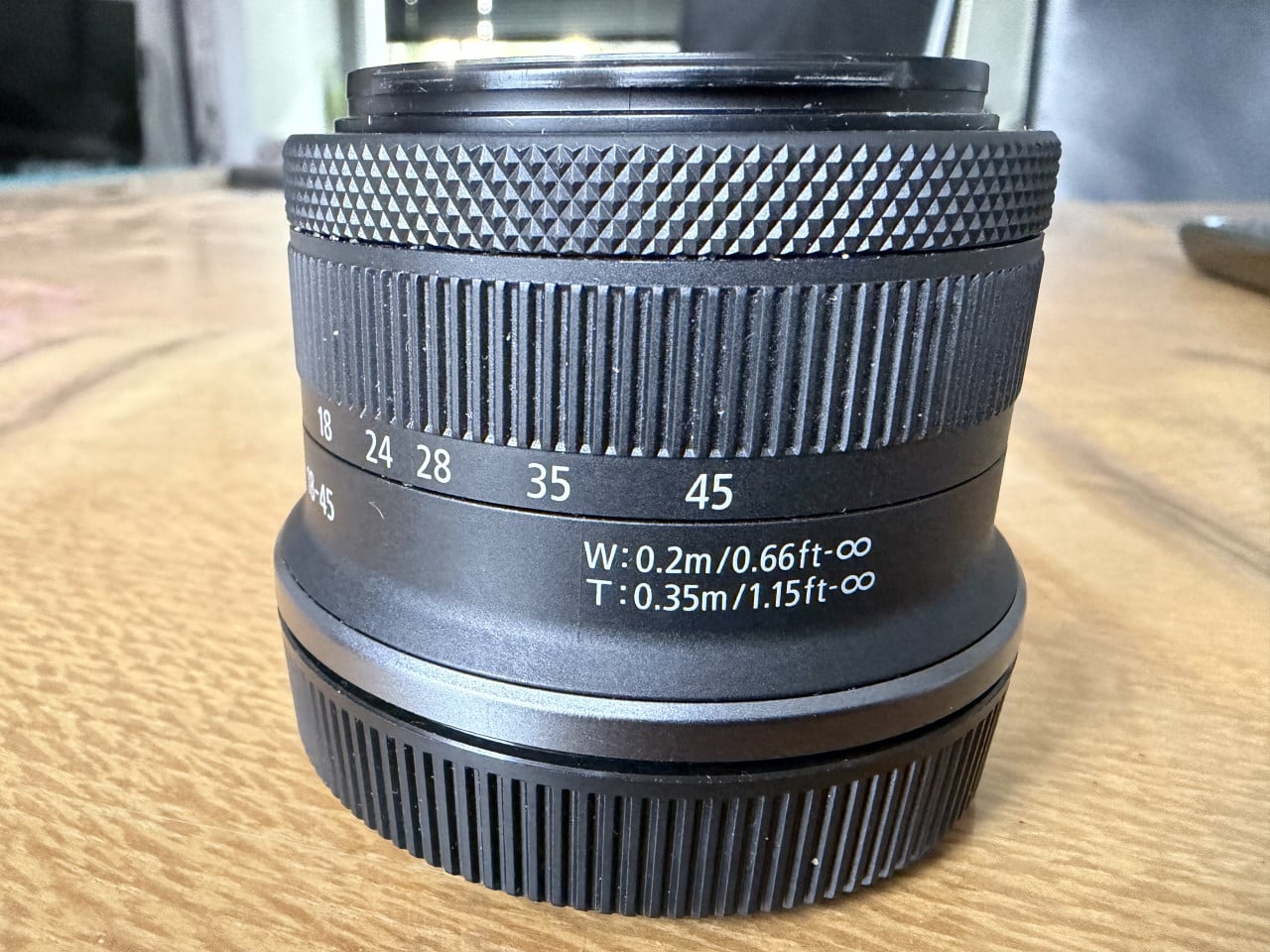 Canon RF-S18-45 mm f4.5-6.3 IS-stm