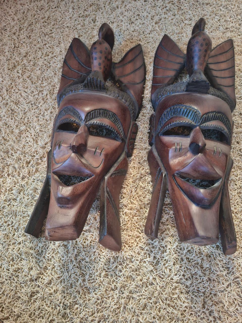 3 houten grote maskers echt hout