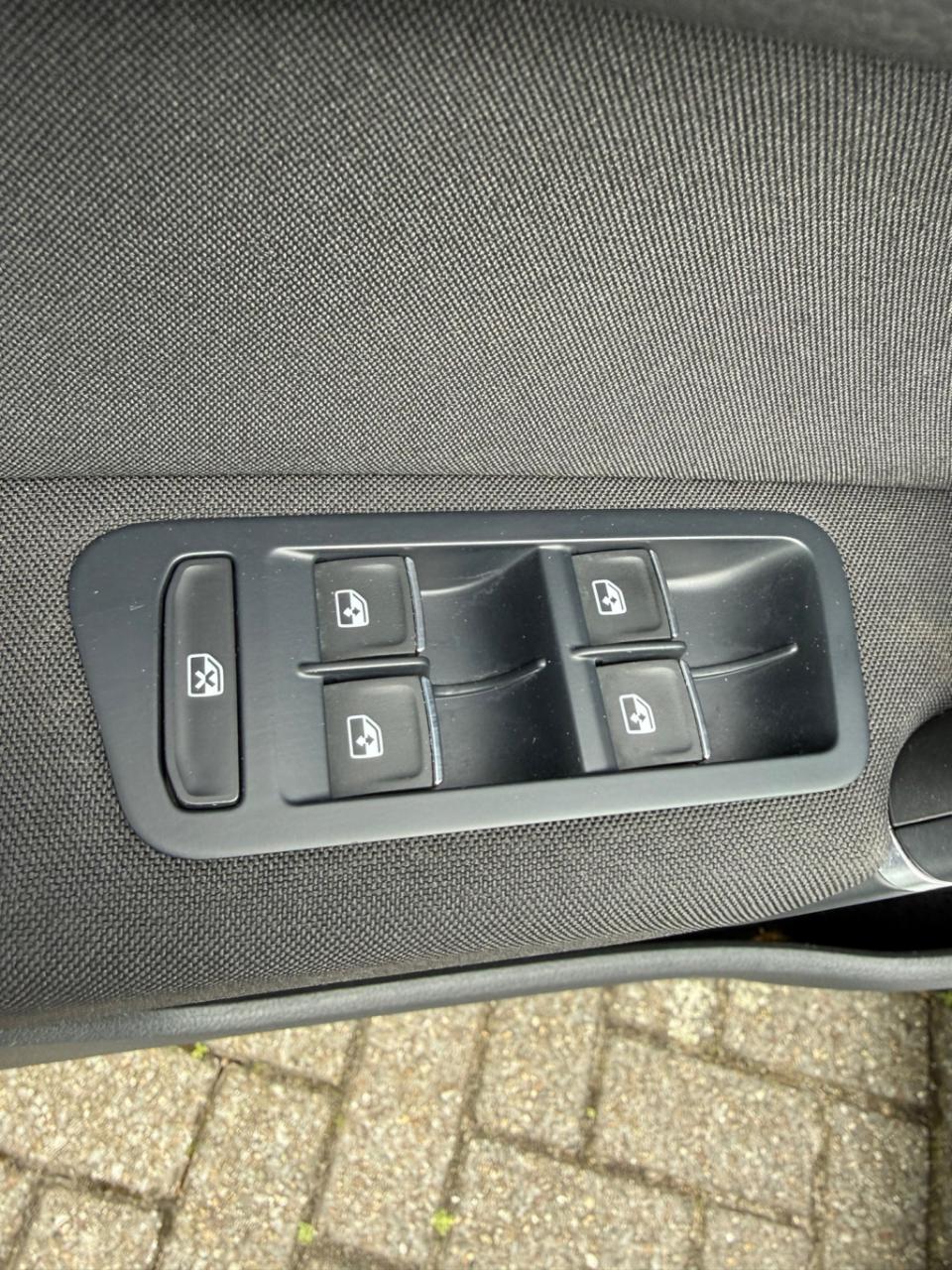 Volkswagen Golf Sportsvan 1.4 tsi highline automaat