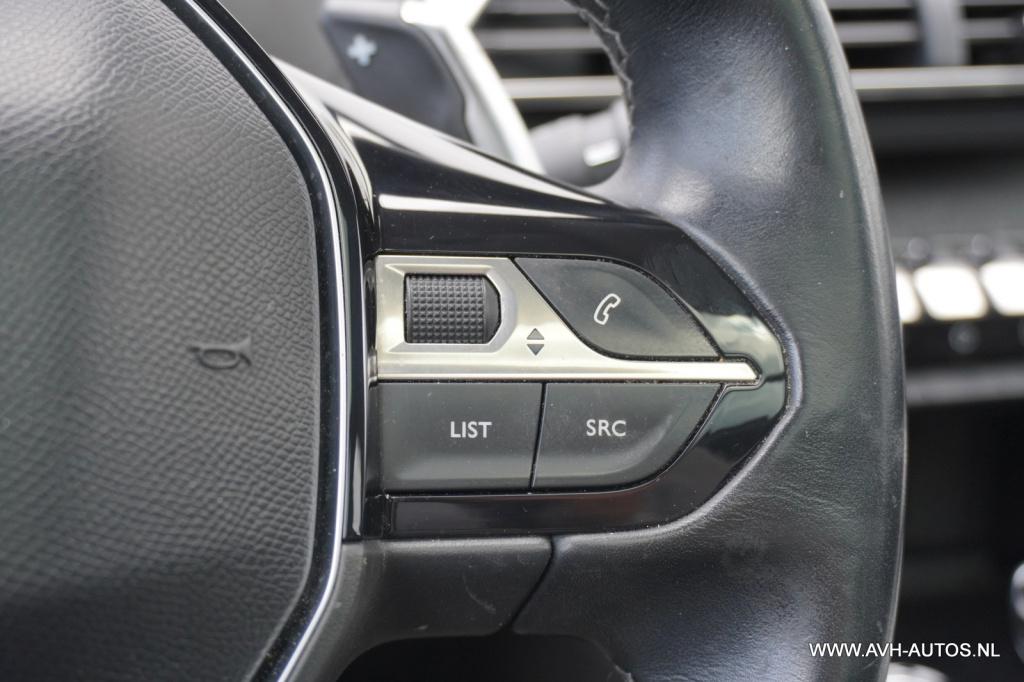 Peugeot 3008 1.2 puretech première automaat