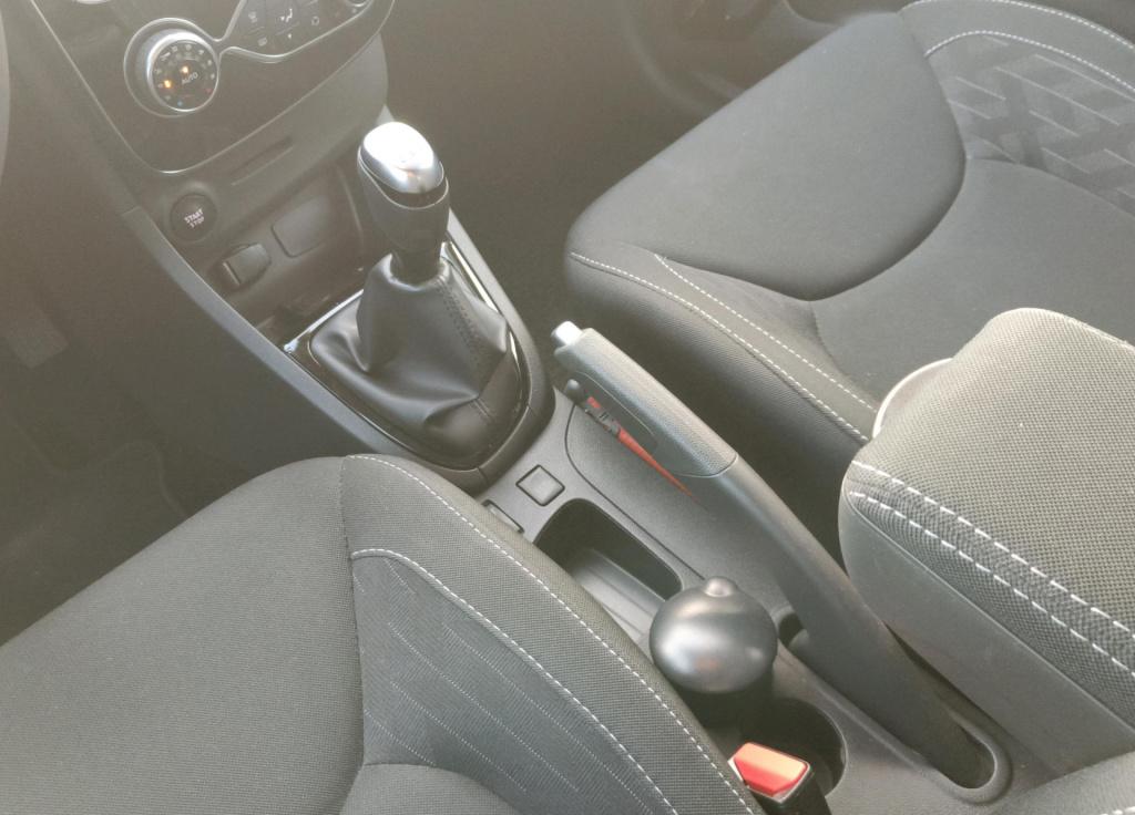 Renault Clio estate 0.9 tce limited