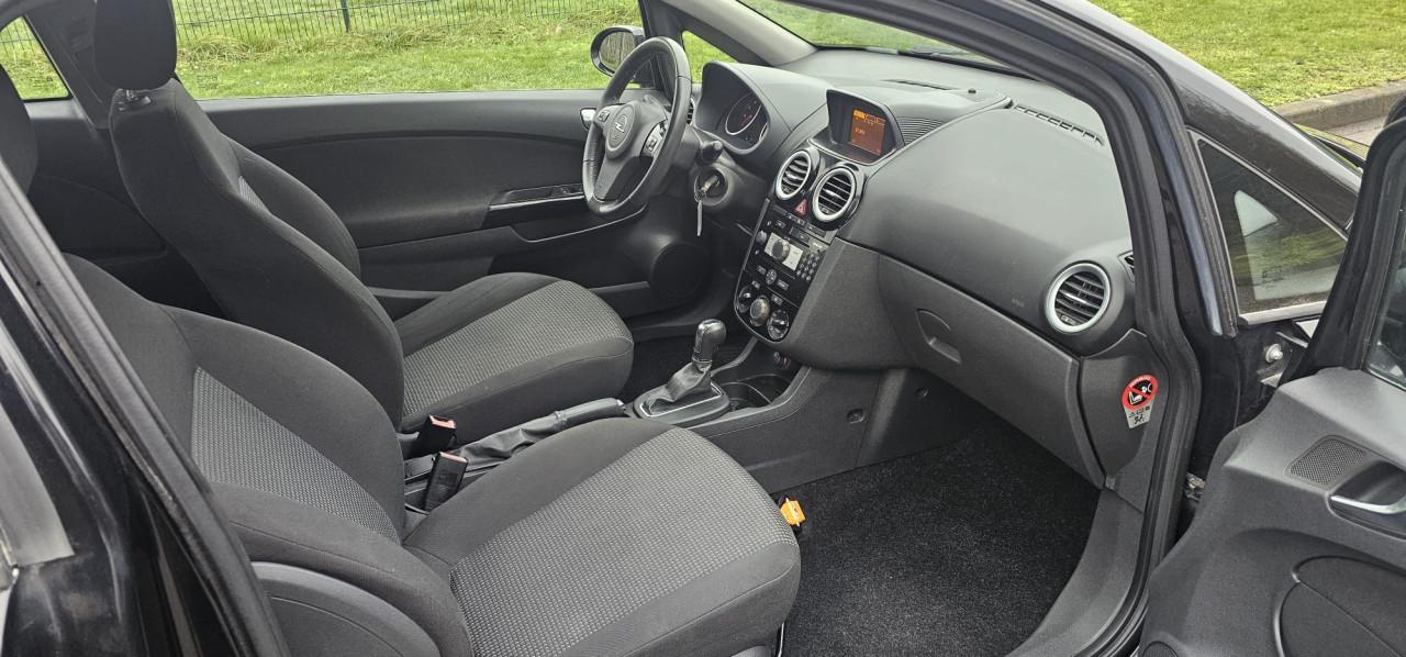 Opel Corsa 1.4-16V Cosmo Automaat! Vol Optie's! In Goede Staat!