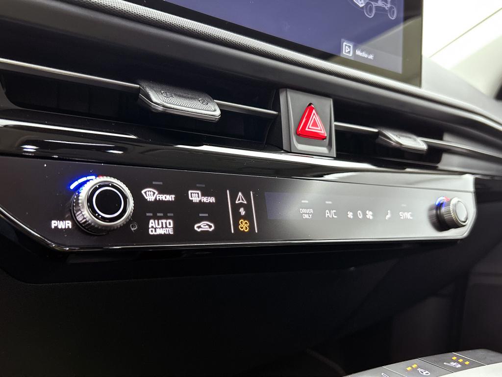 Kia Ev6 light edition 63 kwh | 10 jaar garantie | navigatie | applecarplay 