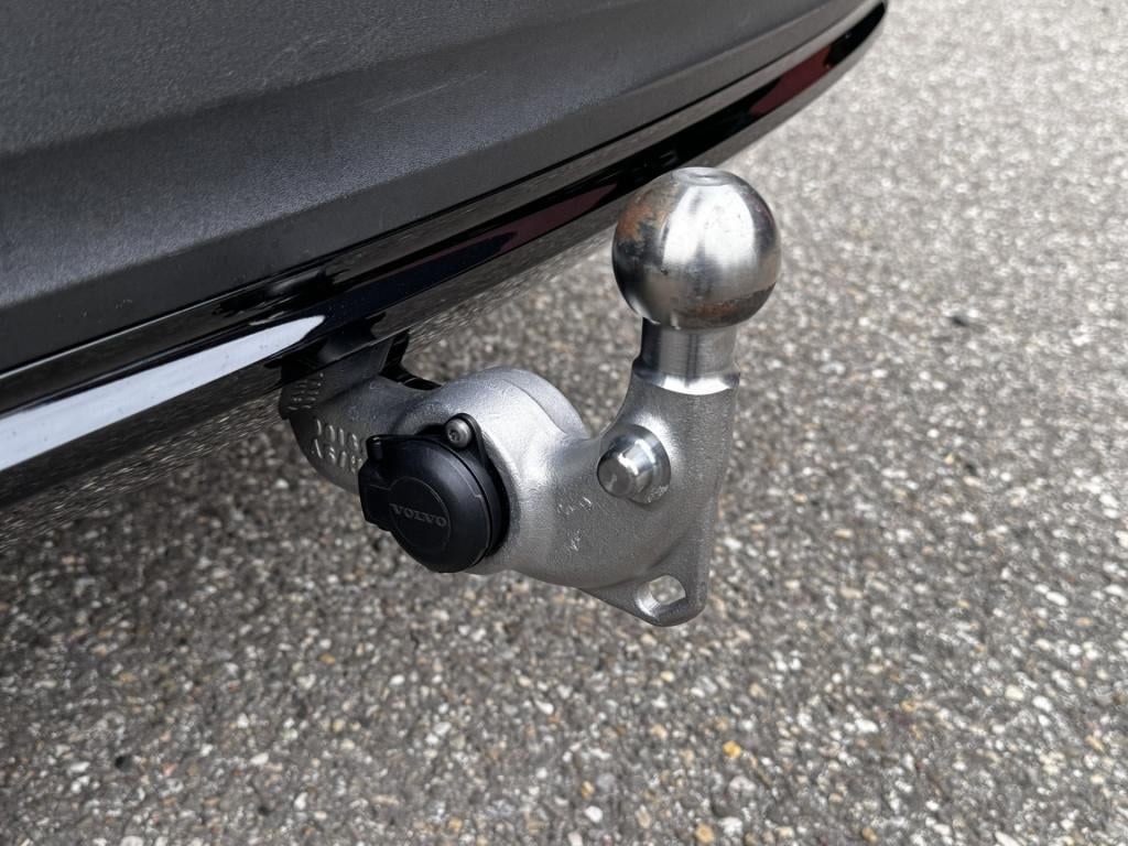 Volvo XC40 1.5 t4 plug-in hybrid plus dark | trekhaak | harman/kardon | win