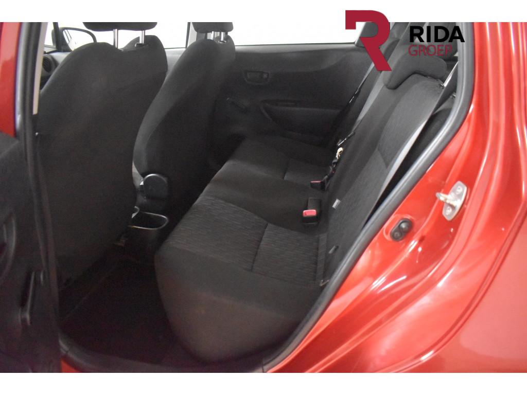 Toyota Yaris 1.0 vvt-i now 5 deurs
