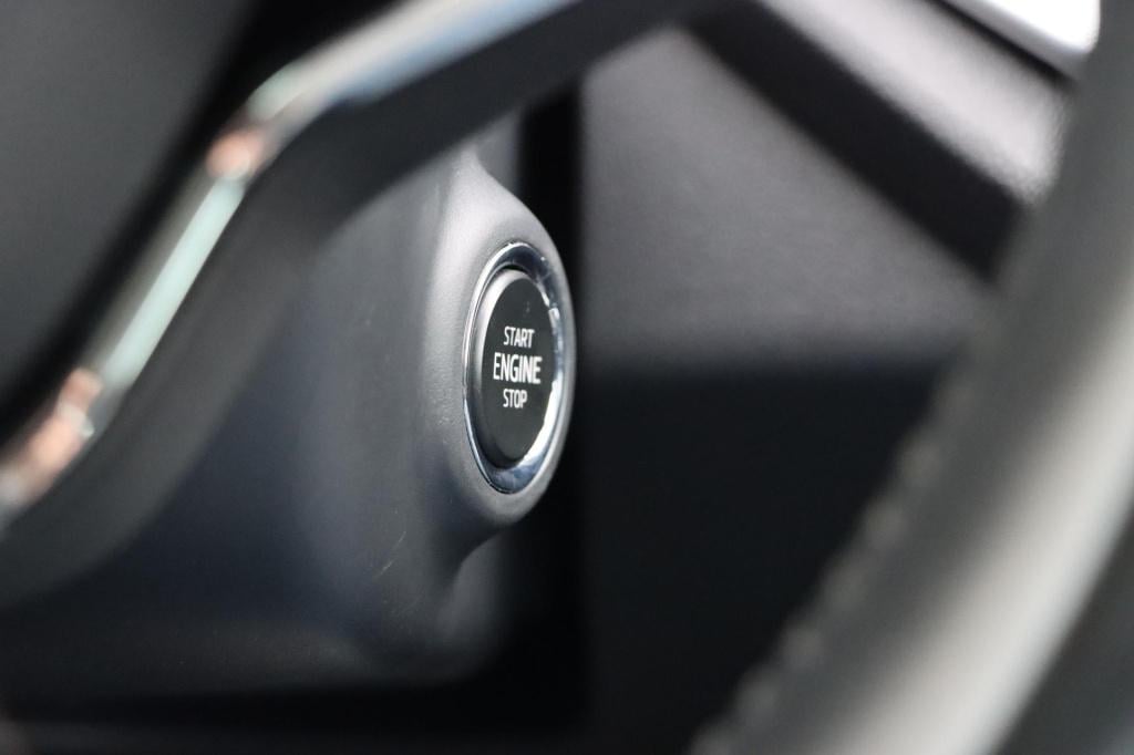 Skoda Octavia combi 1.5 e-tsi business edition plus dsg7 150pk