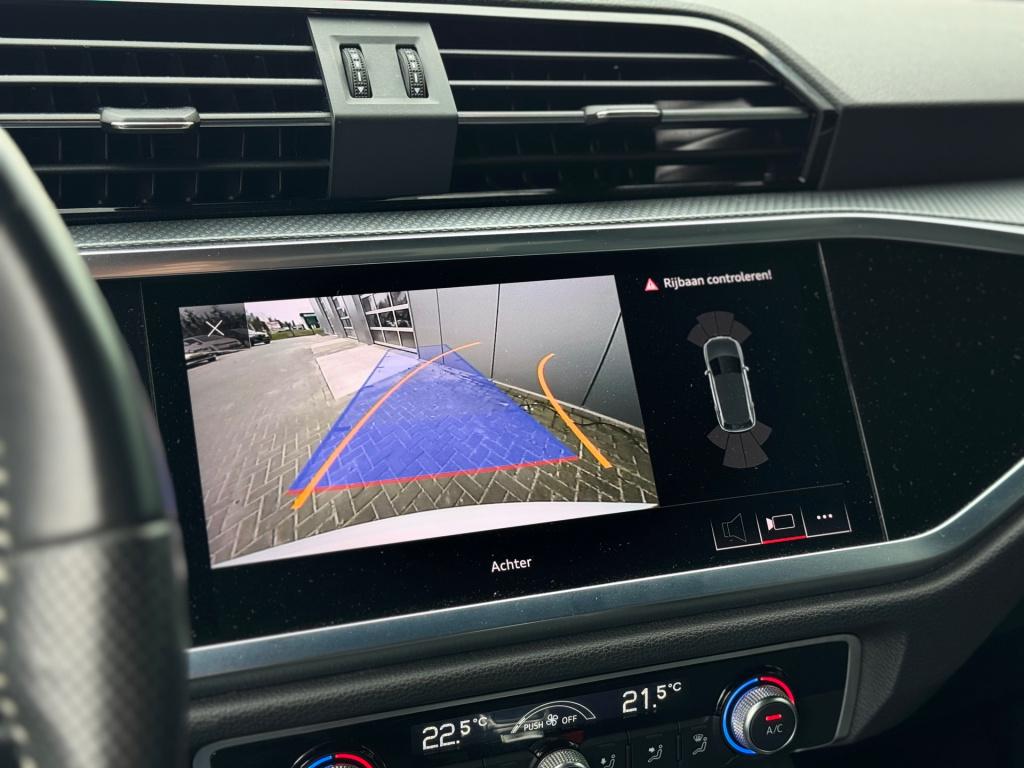 Audi Q3 35 tfsi 3x s-line* keyless * matrix led * camera * carplay