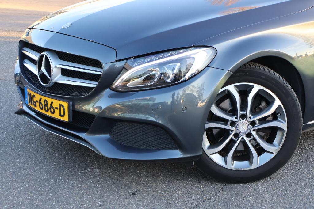 Mercedes-Benz C-Klasse estate 200 ambition i trekhaak i camera i stoelverwa
