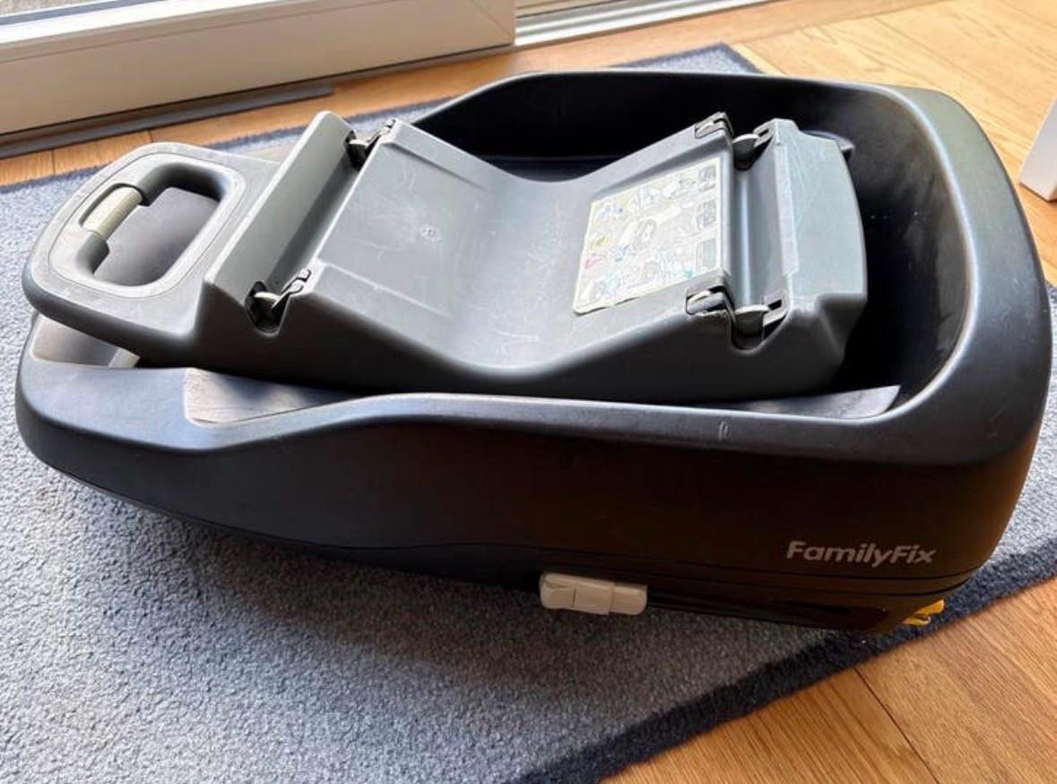 Maxi cosi familyfix isofix base - gebruikt