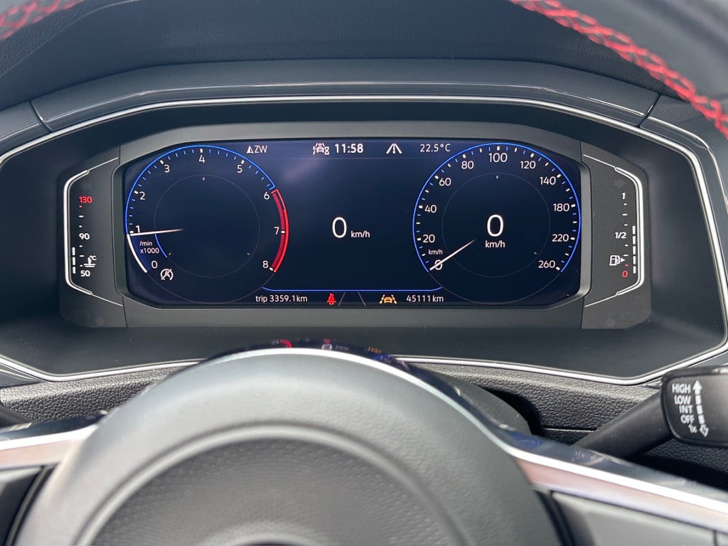 Volkswagen T-roc 1.5 tsi 150pk sport | trekhaak | carplay | led | dode hoek