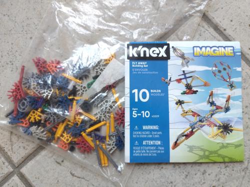 Knex fly away