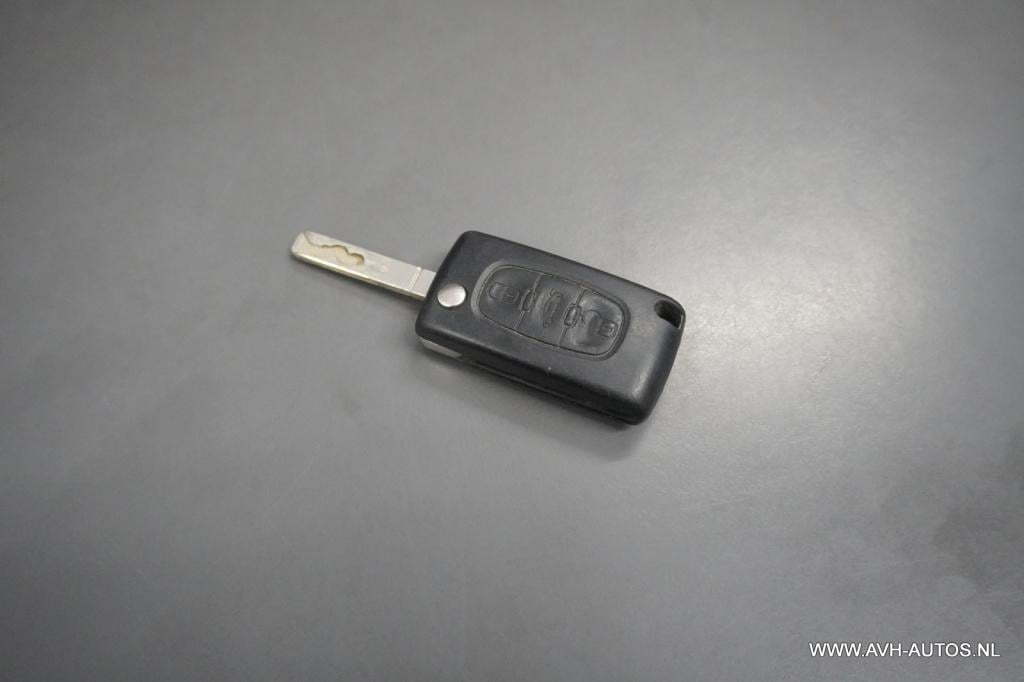 Citroen Berlingo 1.6 vti 500 club , benzine bedrijfswagen!!