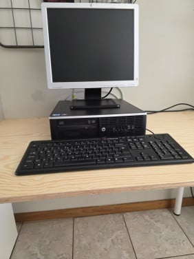 Classic gaming HP 8200 Elite i5 ws XP dos games  + 400 MS-dos spellen erop.
