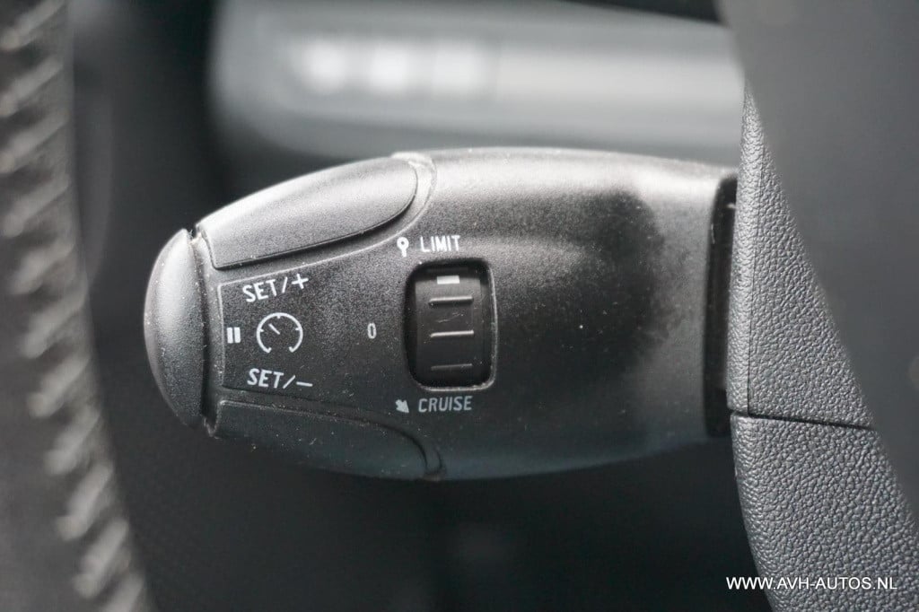 Peugeot 2008 1.2 puretech style