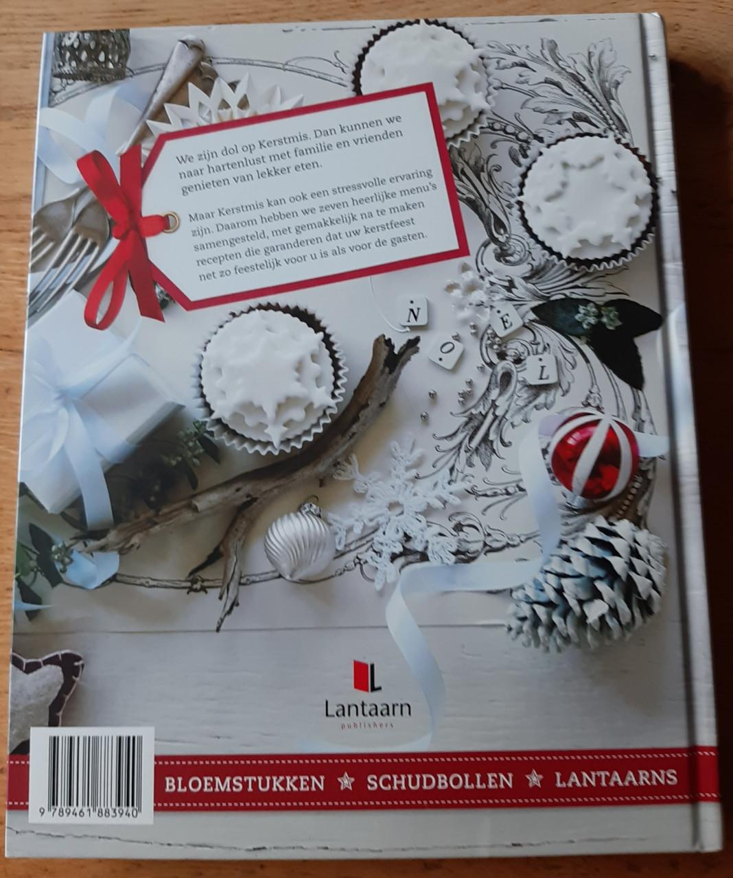 Het ultieme Kerstkookboek: menu’s, cadeautjes, knutselwerk, tips en kransen