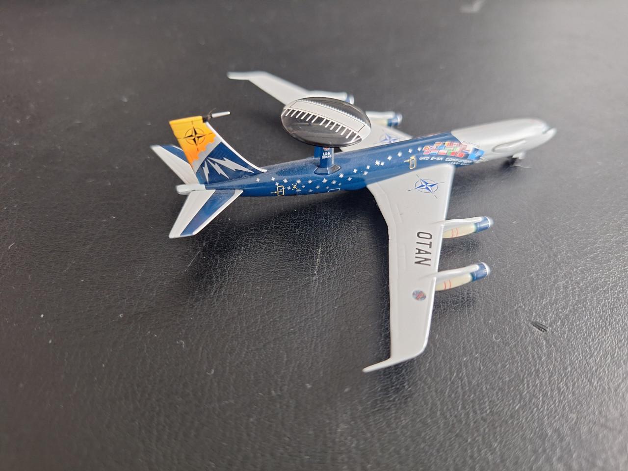 Diecast model NATO E-3A AWACS, 1:500
