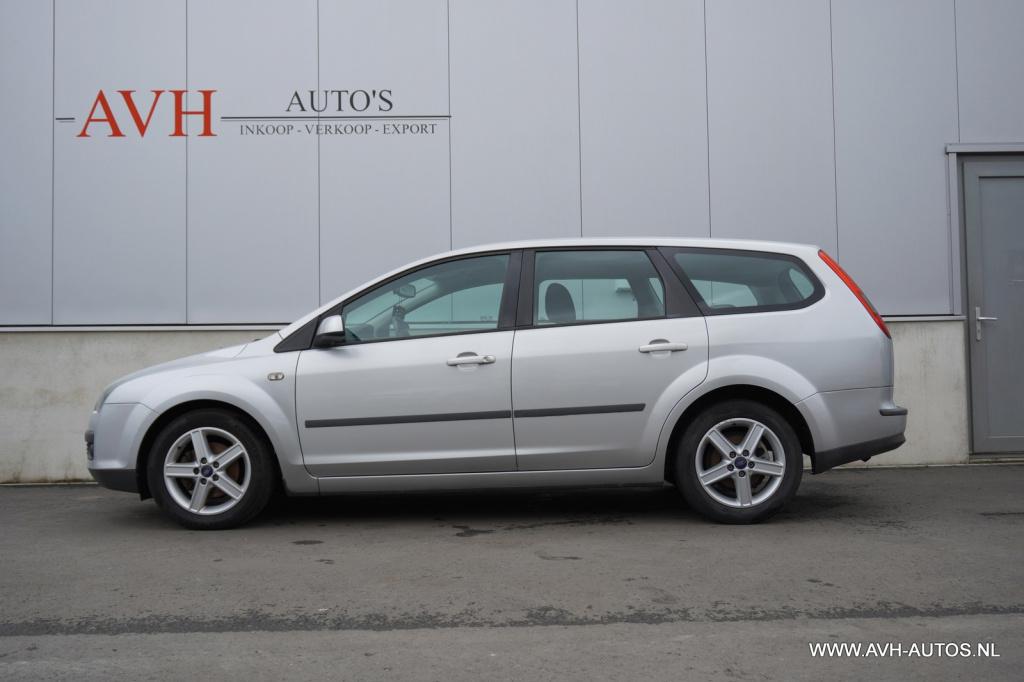 Ford Focus wagon 1.6-16v futura