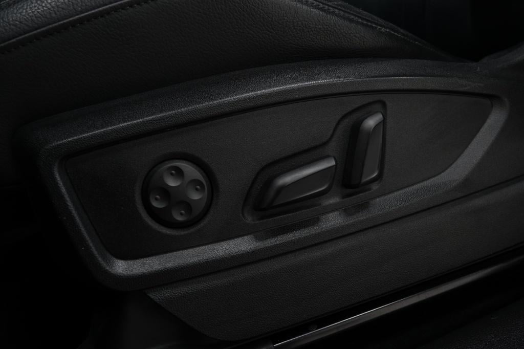 Audi Q5 2.0 quattro hybride | pano | luchtvering | led |