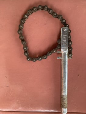 1 Oliefilter sleutel met ketting
