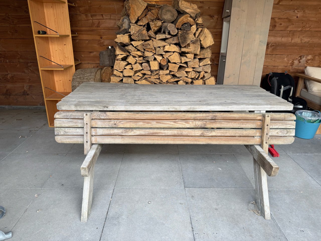 Houten picknicktafel