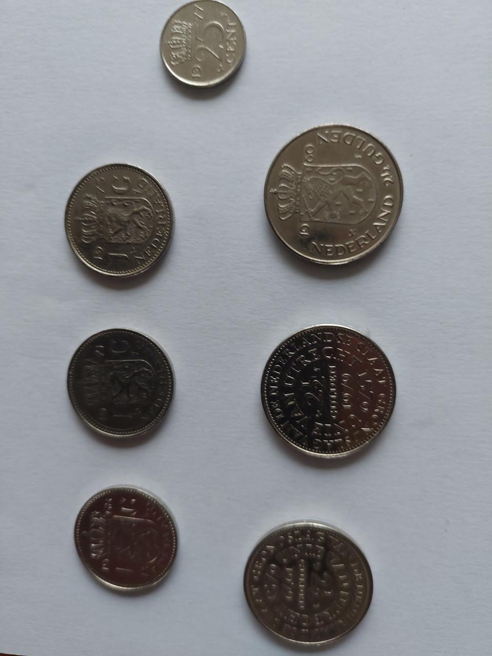 Verzilverde guldens en rijksdaalders