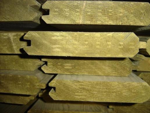 BLOKHUTPROFIELPLANKEN 28 MM DIK 130 MM BREED GEIMPREGNEERD