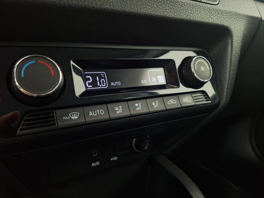 Skoda Fabia combi 1.2 tsi edition | trekhaak | stoelverwarming |