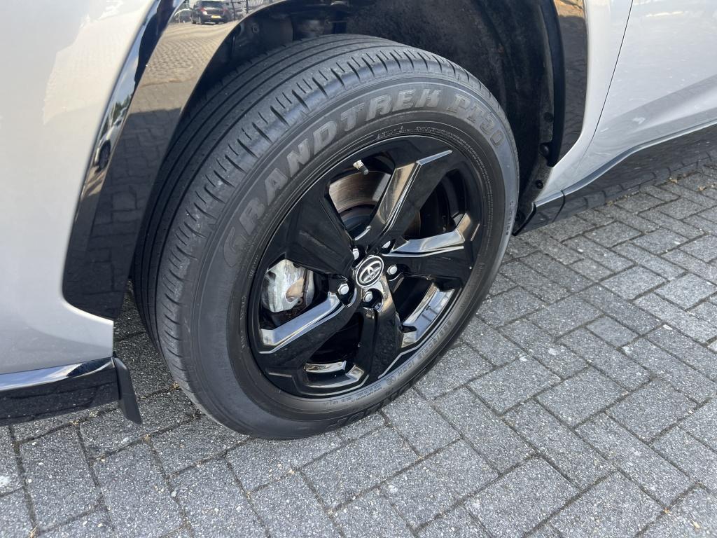 Toyota Rav4 2.5 hybrid awd bi-t. | trekhaak 1650kg | stuurverwarming |