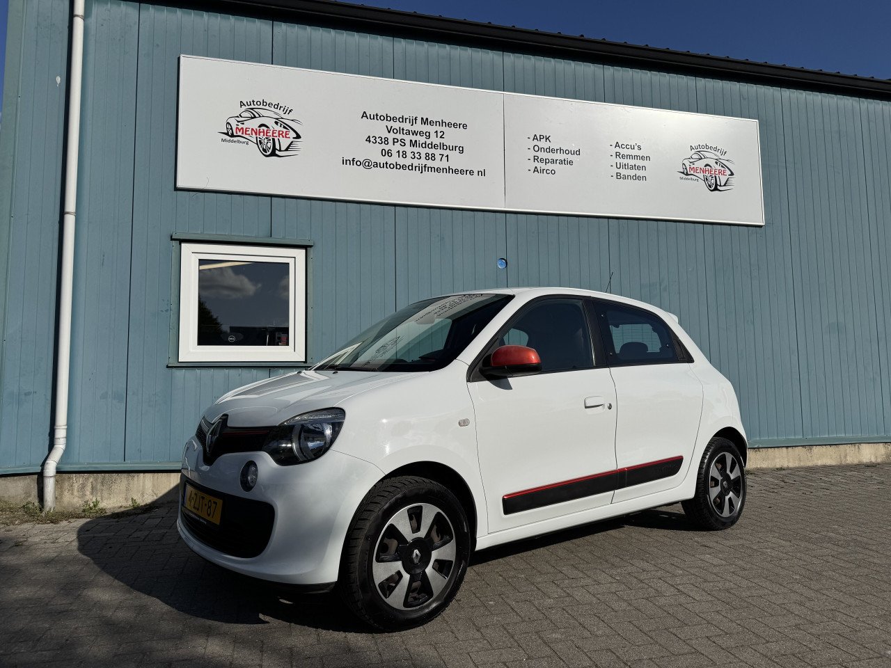Zeer Leuke Renault Twingo klaar om mee weg te rijden!