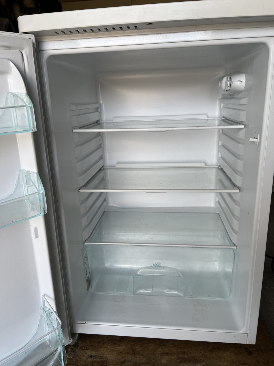 Tafelmodel Koelkast 85x55 cm.134 liter Energieklasse A++