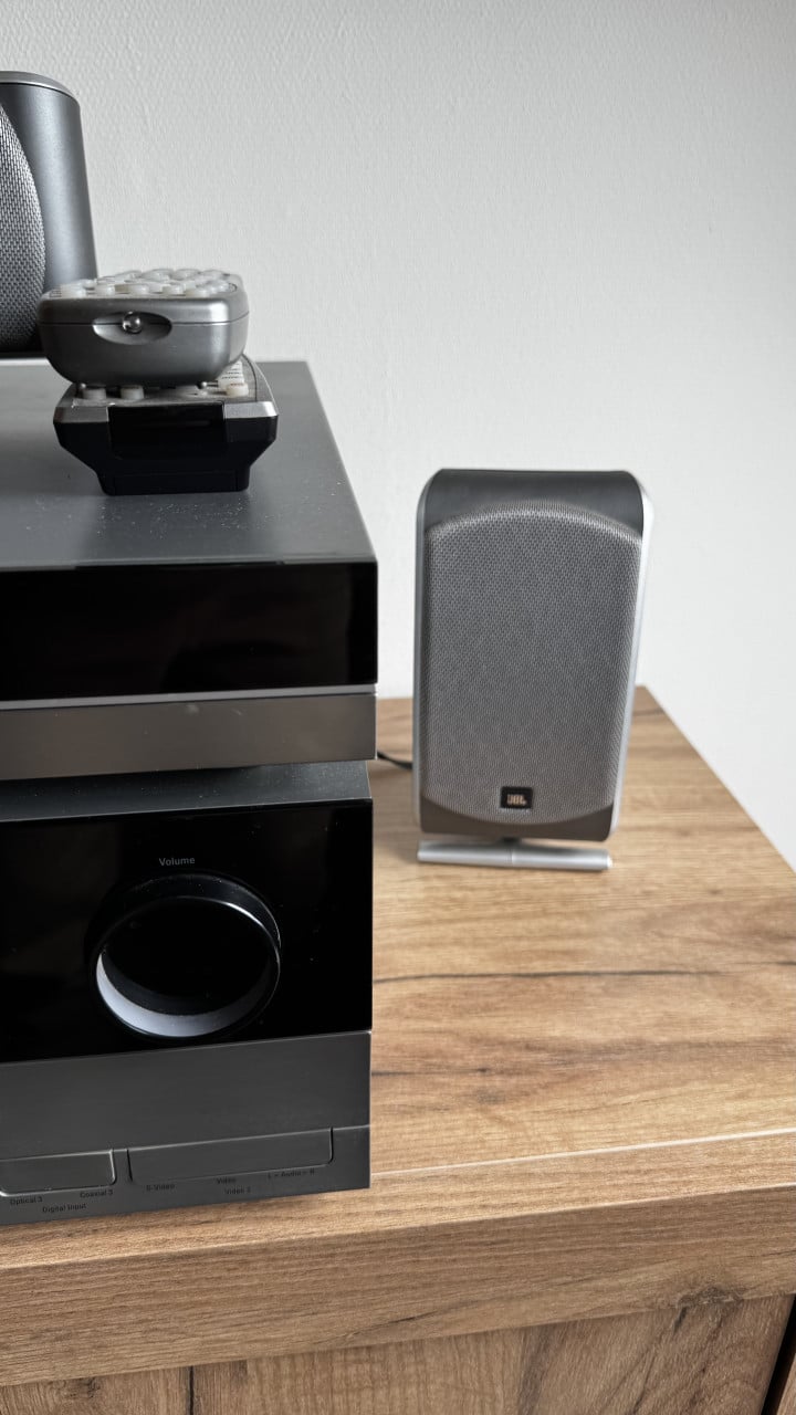 Harman Kardon inst. + boxen/sub