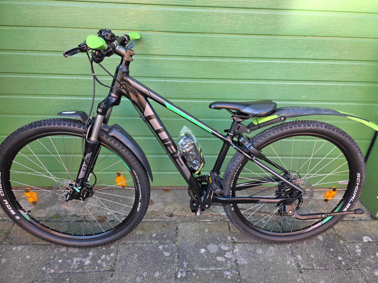 CUBE | AIM PRO | 27.5 INCH | FRAME 36 CM | NETTE STAAT!