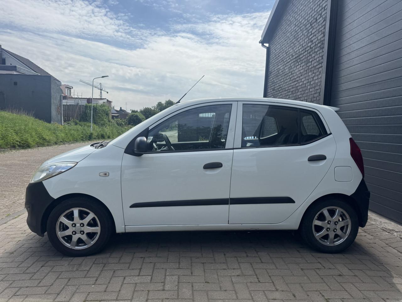 Hyundai i10 1.0 Bluedrive Pure 51KW 5DRS 2011Wit Apk Nap