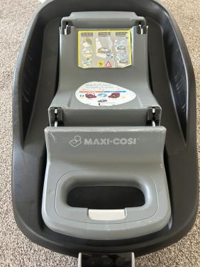 Maxi Cosi family base