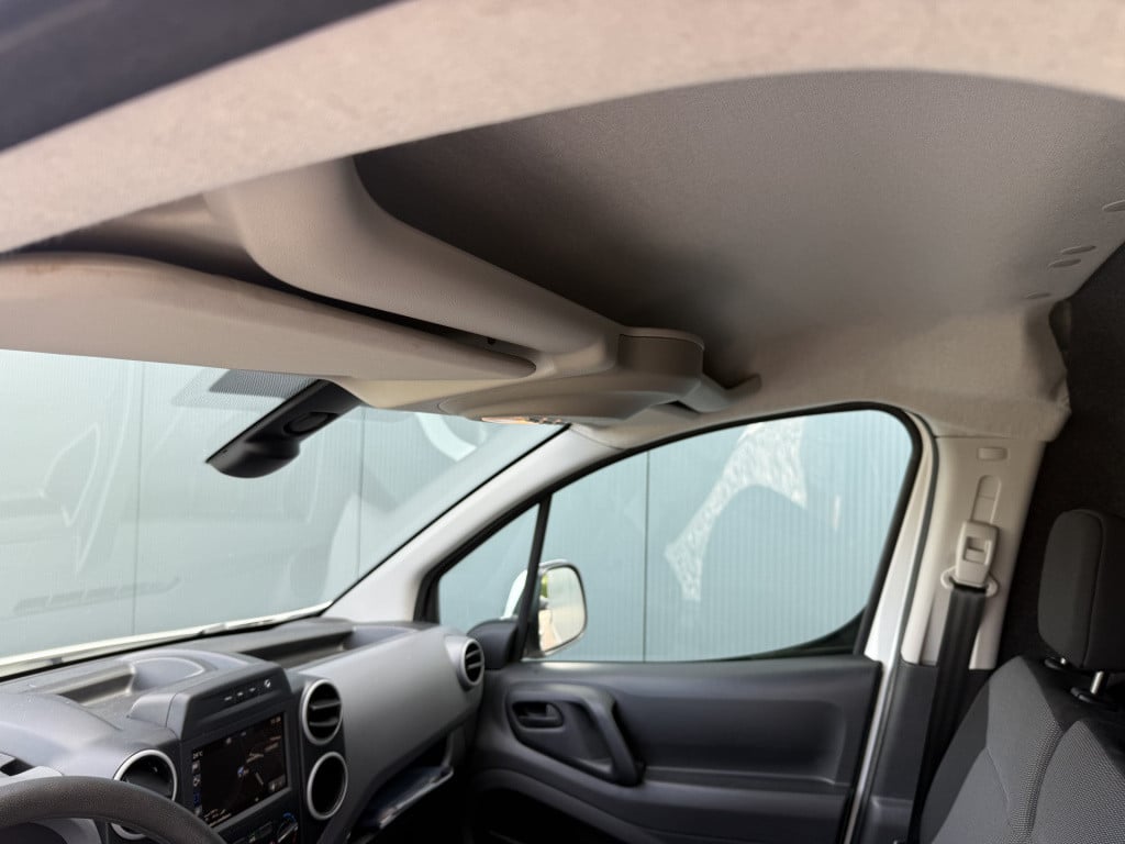 Peugeot Partner 120 1.6 bluehdi 75 l1 premium pack 3-zitter