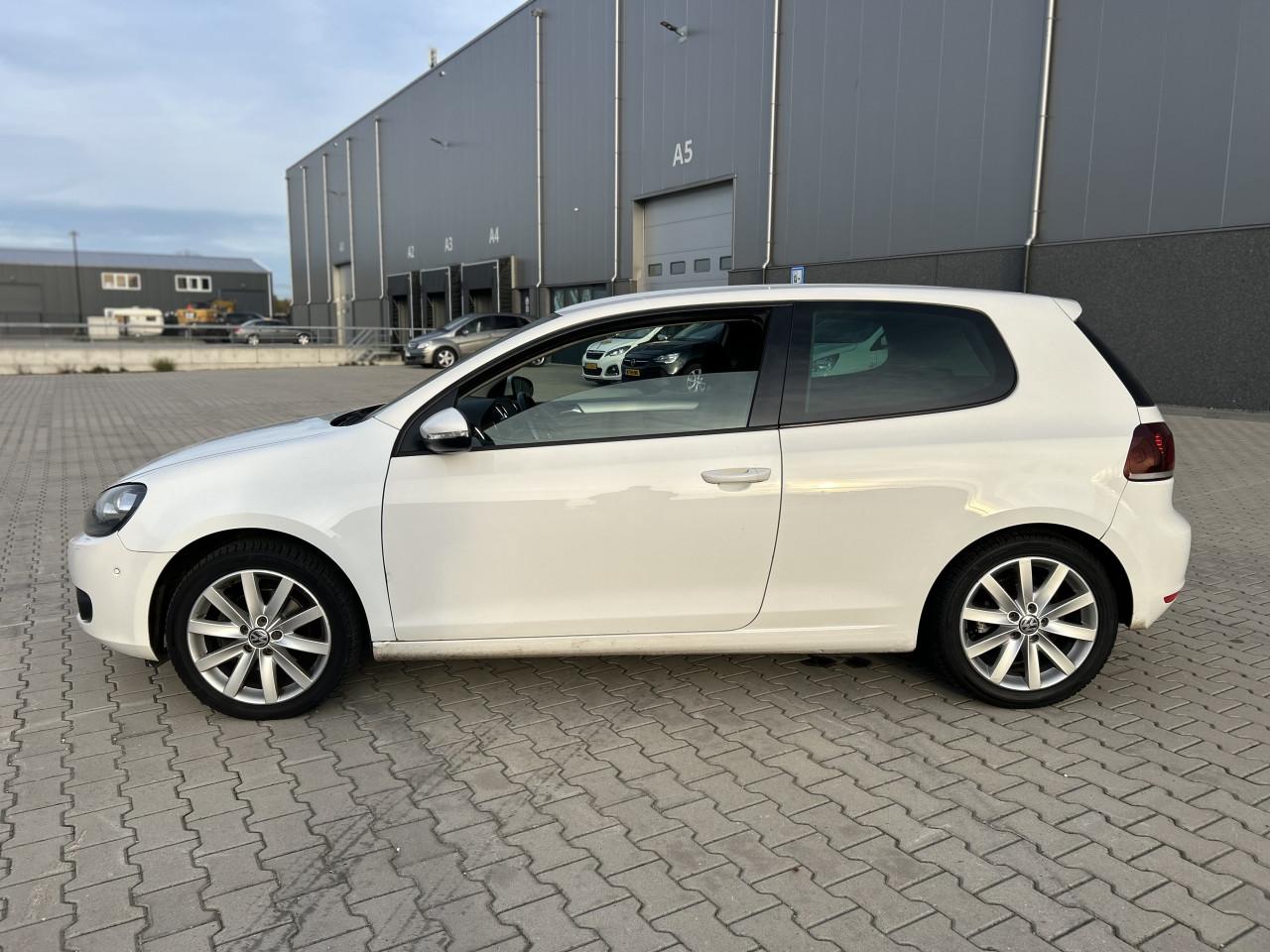 Volkswagen Golf 1.4 TSI Highline|CARPLAY/STOELV.|TREKH.