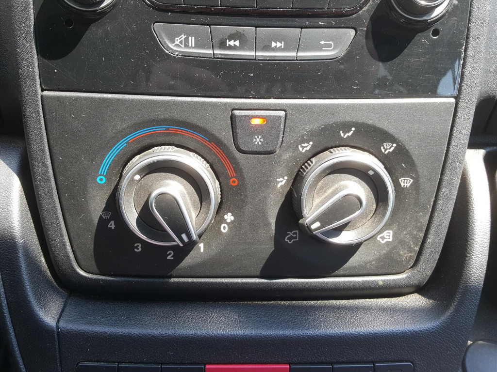 Peugeot Boxer chassisdubbelcabine 3500kg 2.2hdi-130pk dubbele cabine 7perso