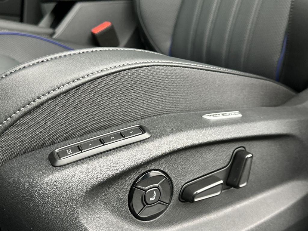Volkswagen Tayron r-line edition 1.5 ehybrid 200 kw / 272 pk suv 6 v