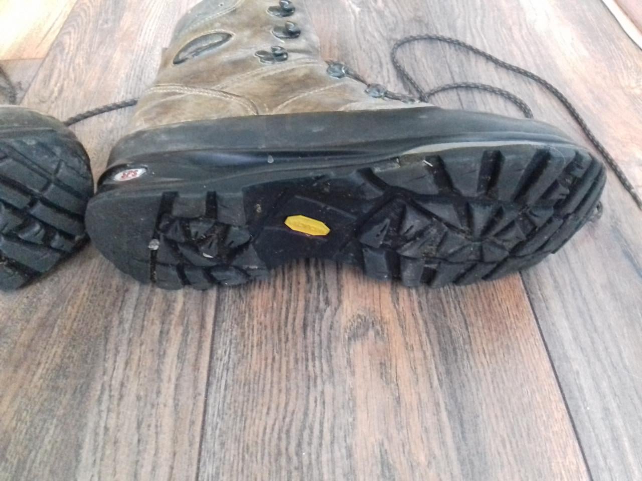 Lowa Trekker maat 43,5