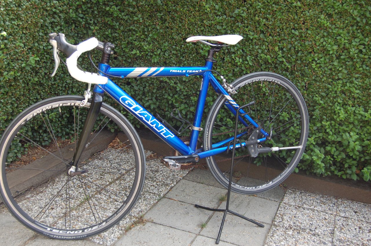 Racefiets voor de jonge renner  * * *