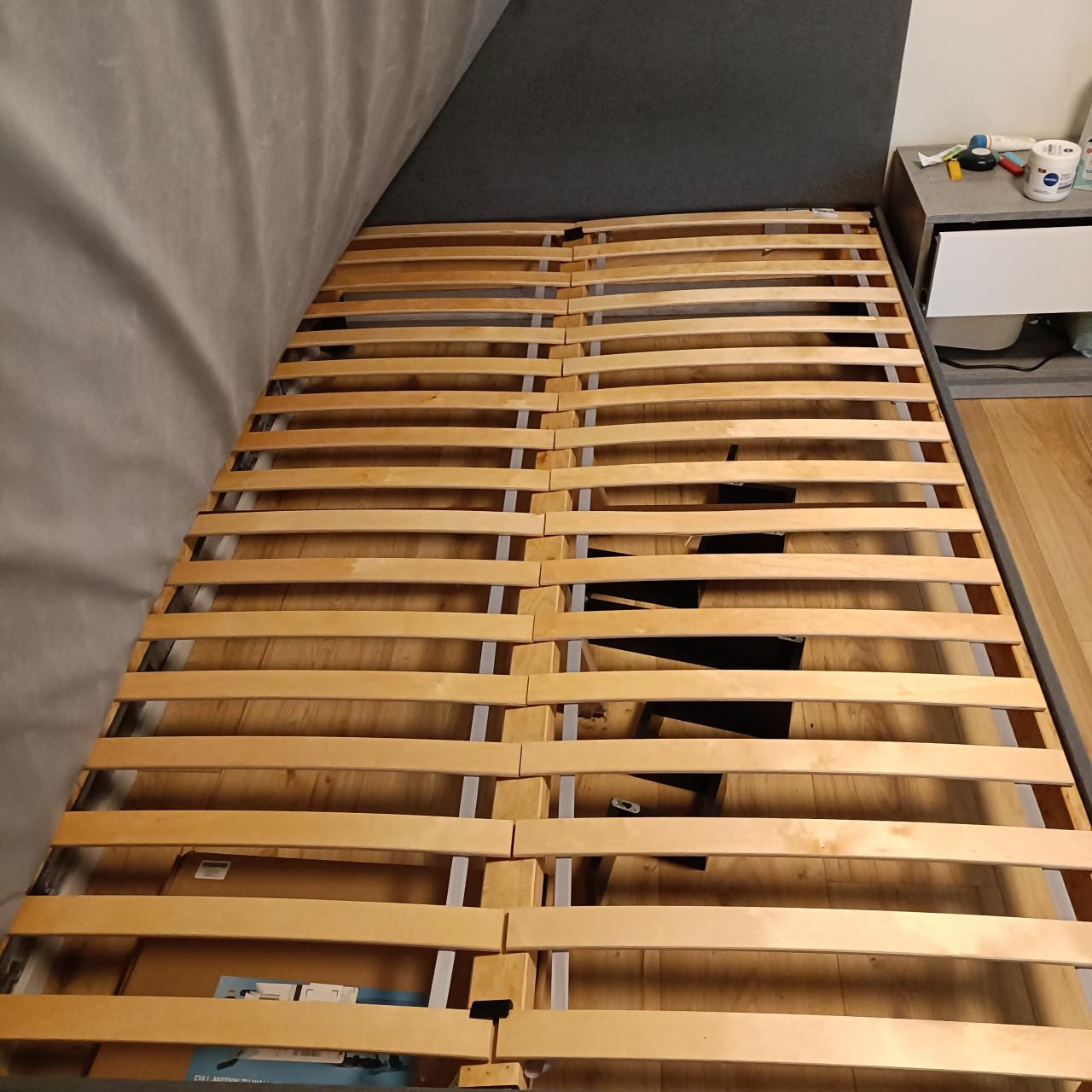 Bed 140x200