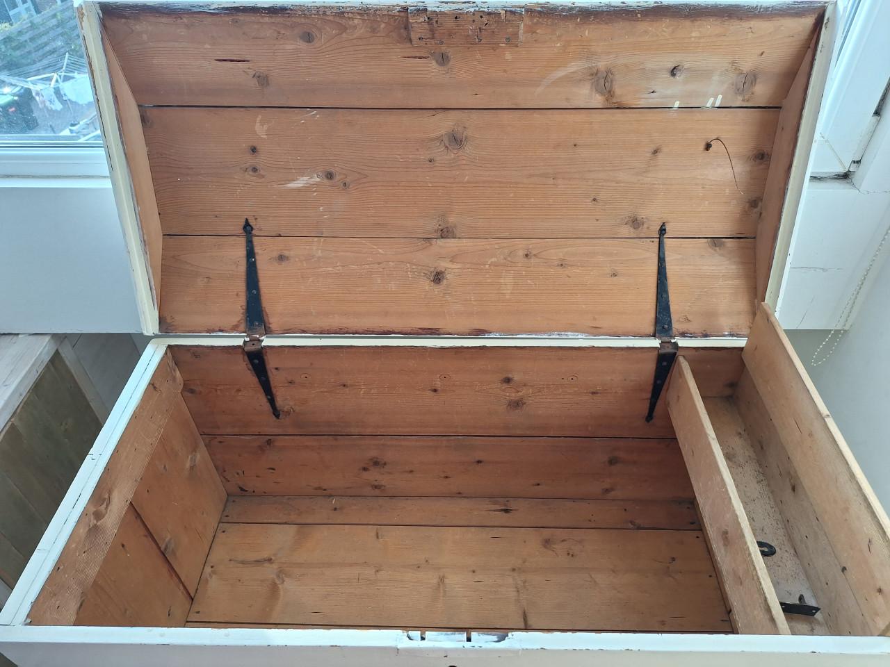 Antieke houten dekenkist