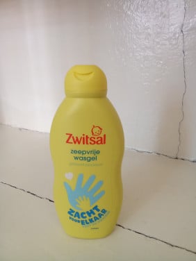 🛁 Zwitsal Wasgel 200ml – Zacht voor de huid, zacht geprijsd!