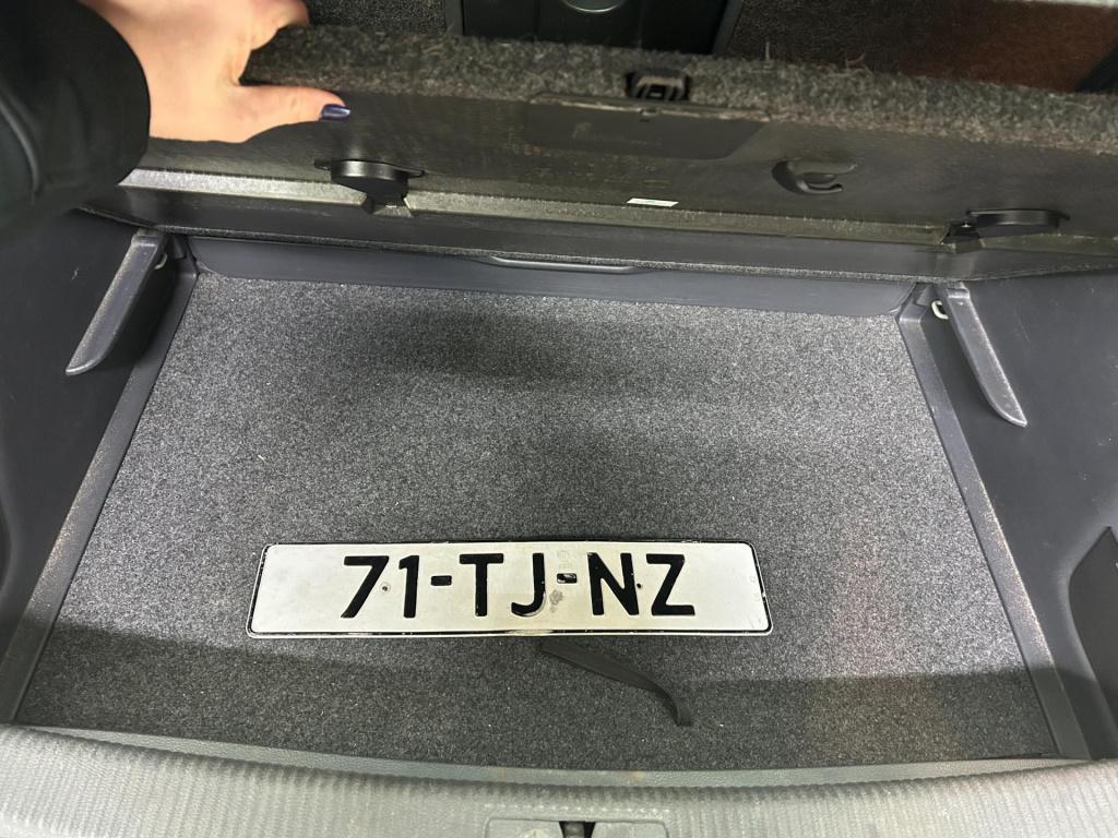 Volkswagen Golf Plus occasion 2.0 fsi comfortline | grijs | tweedehands vol