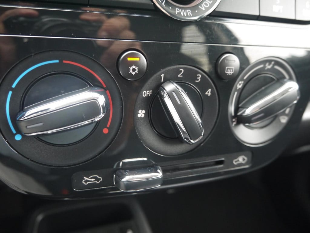 Mitsubishi Space Star 1.0 intense